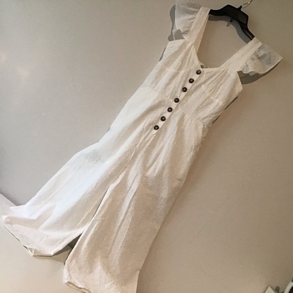 Jumpsuit Junior’s Small White Eyelet ButtonsNWT - Picture 11 of 11